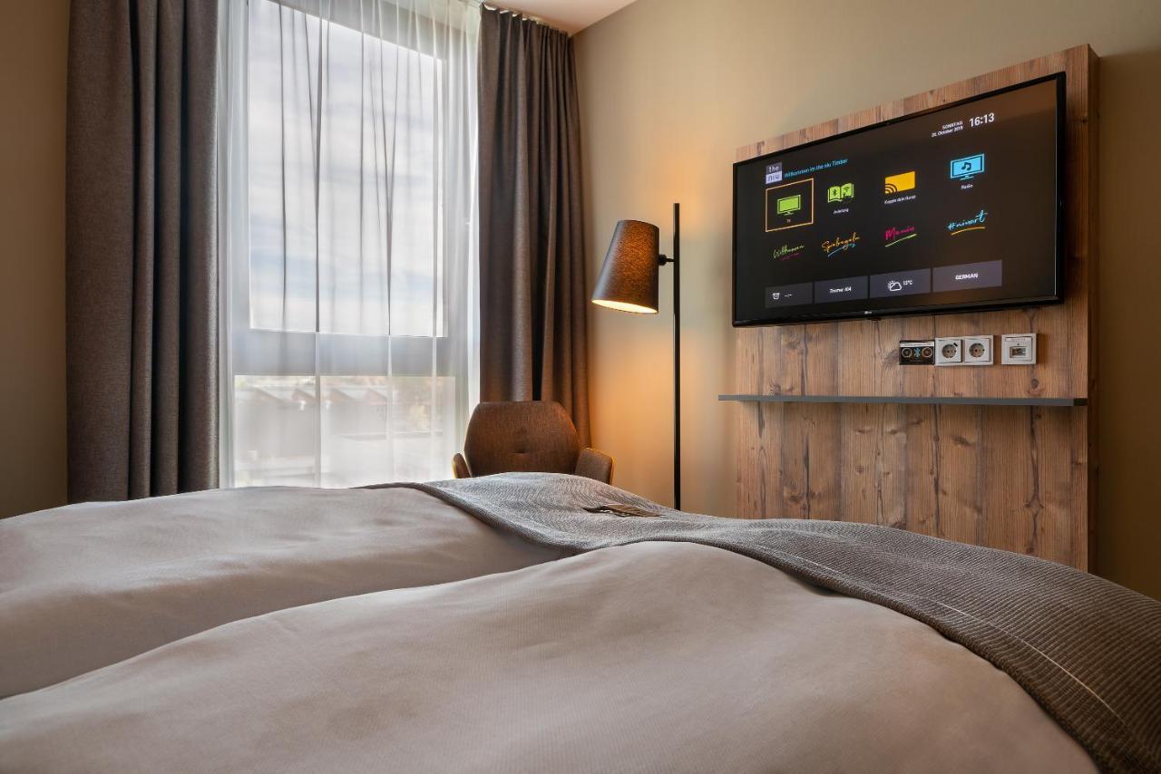 เดอะ นิว ทิมเบอร์ Hotel Esslingen am Neckar ภายนอก รูปภาพ