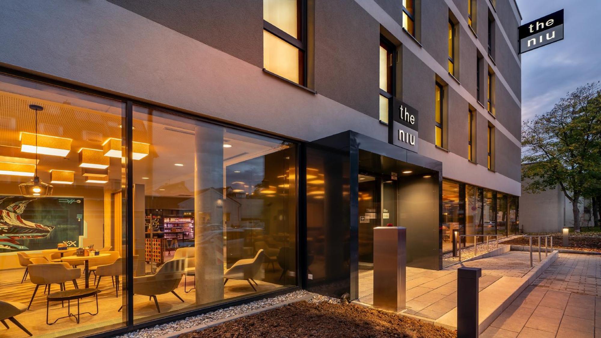เดอะ นิว ทิมเบอร์ Hotel Esslingen am Neckar ภายนอก รูปภาพ