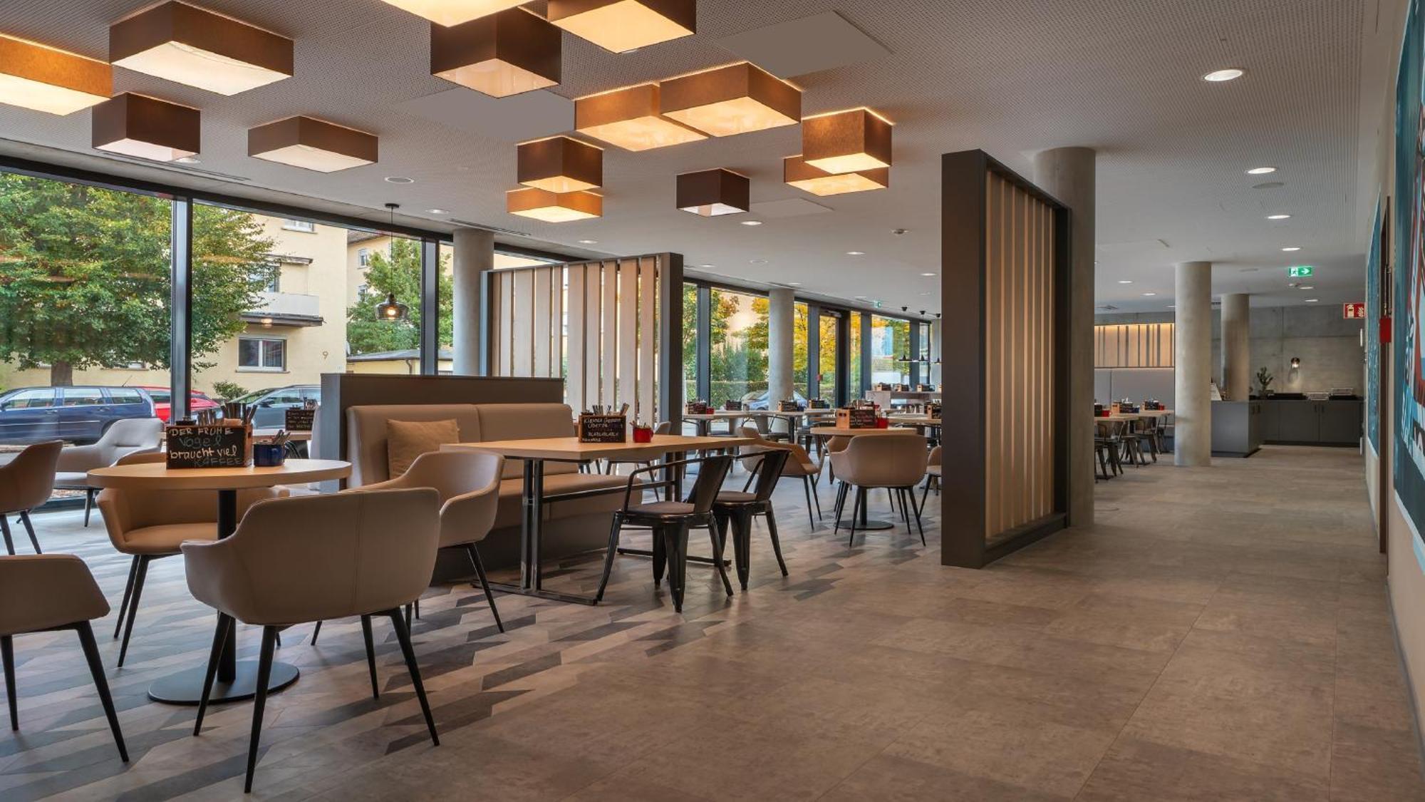 เดอะ นิว ทิมเบอร์ Hotel Esslingen am Neckar ภายนอก รูปภาพ
