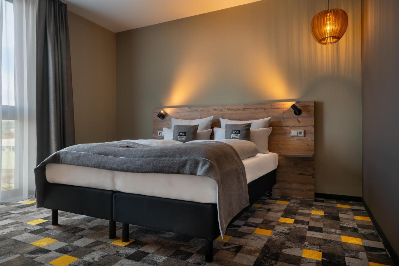 เดอะ นิว ทิมเบอร์ Hotel Esslingen am Neckar ภายนอก รูปภาพ
